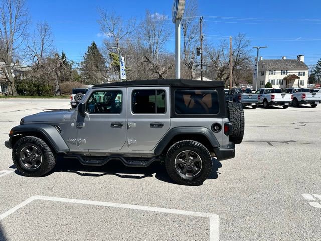 Used 2018 Jeep Wrangler Unlimited Sport S AWD/4WD image 8