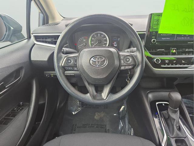 Used 2022 Toyota Corolla LE image 12