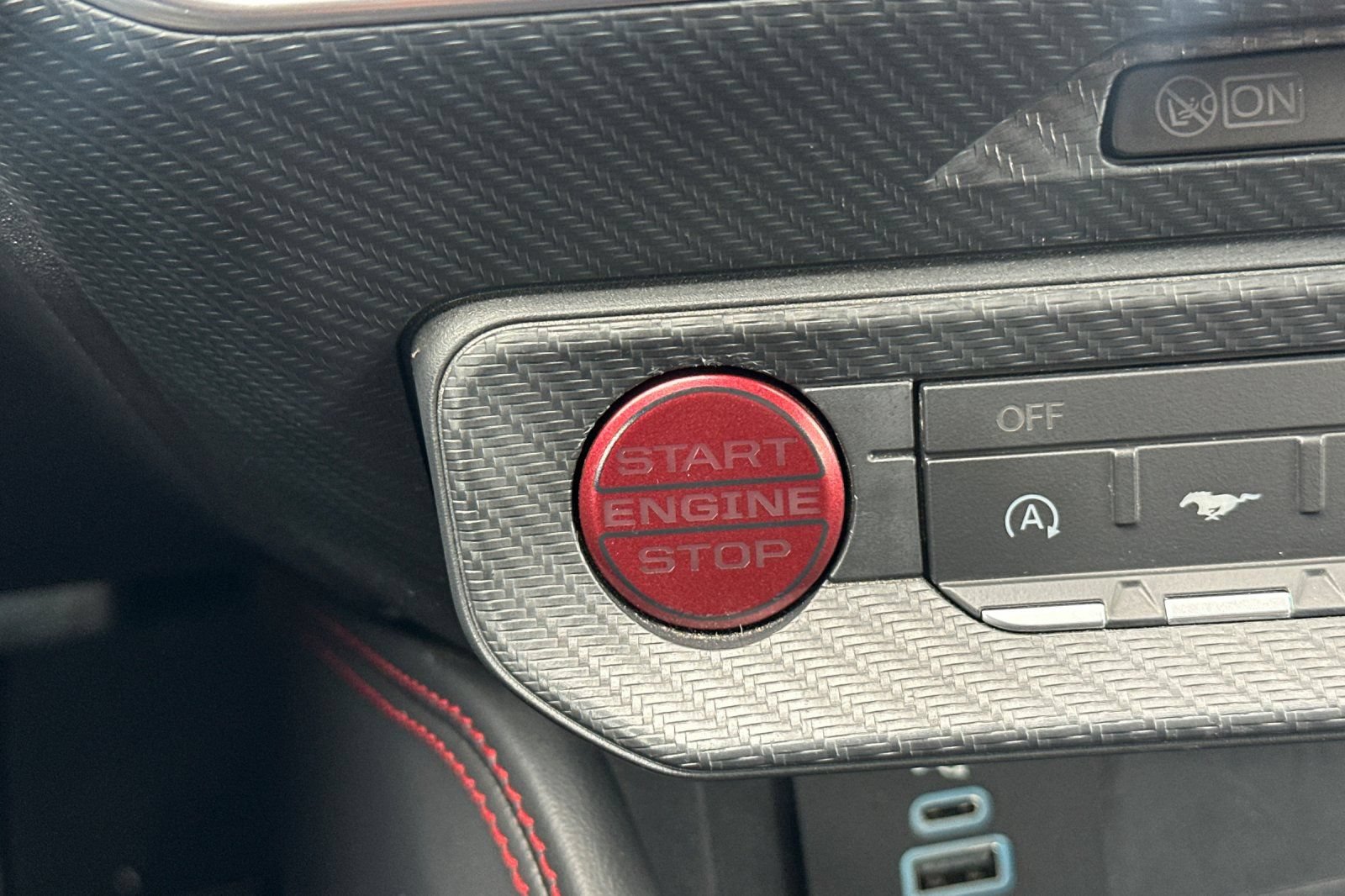 Certified 2025 Ford Mustang GT Premium RWD image 21