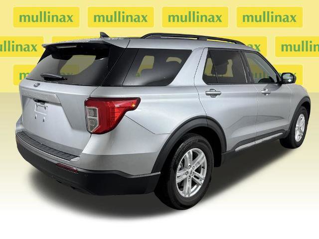Certified 2023 Ford Explorer XLT image 4