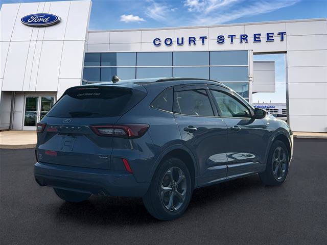 Certified 2024 Ford Escape ST-Line w/ Tech Pack #1 AWD/4WD image 4