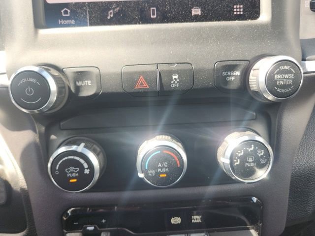 Used 2022 RAM 2500 Big Horn AWD/4WD image 27