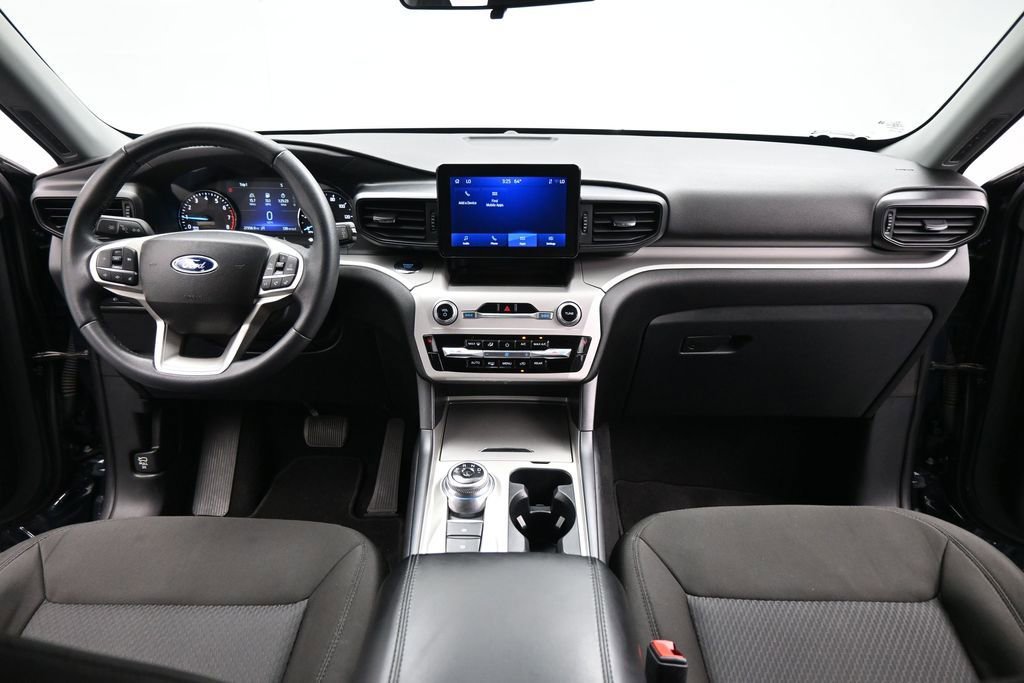 Certified 2023 Ford Explorer XLT RWD image 19