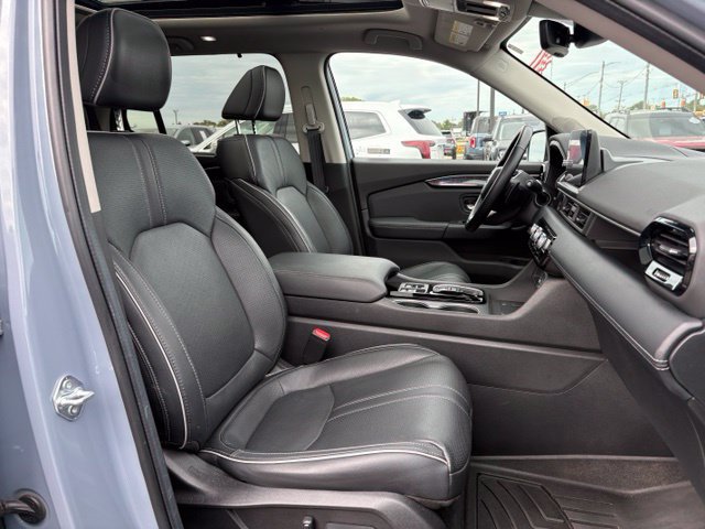 Used 2024 Honda Pilot Elite image 12