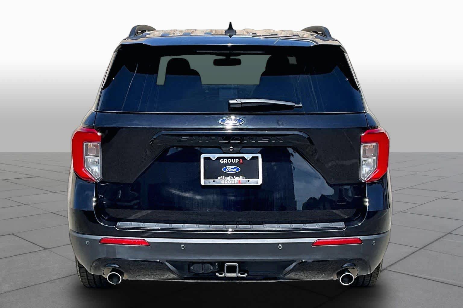Certified 2023 Ford Explorer ST-Line w/ Class IV Trailer Tow Package RWD image 5