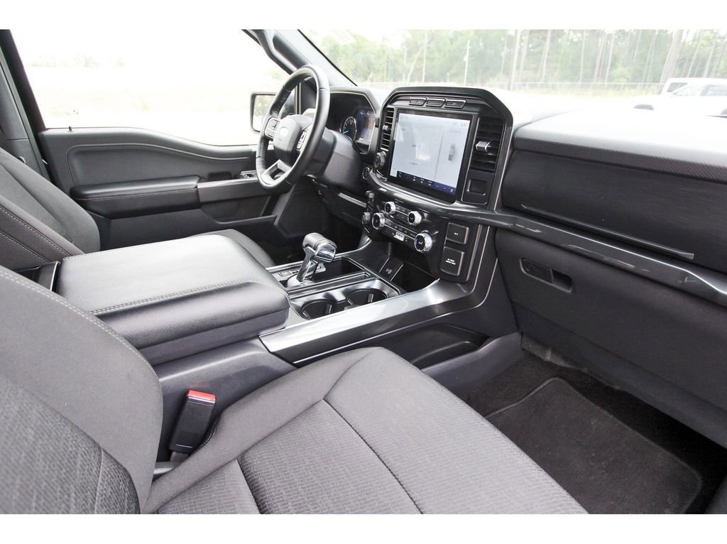 Certified 2022 Ford F150 XLT w/ Equipment Group 302A High image 29