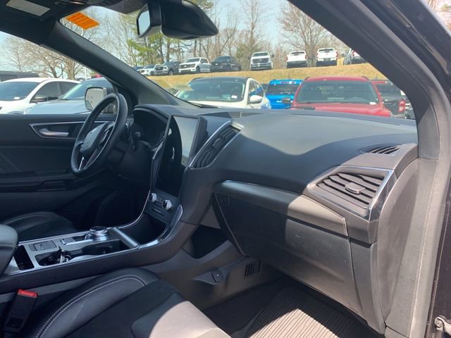 Certified 2022 Ford Edge ST image 16