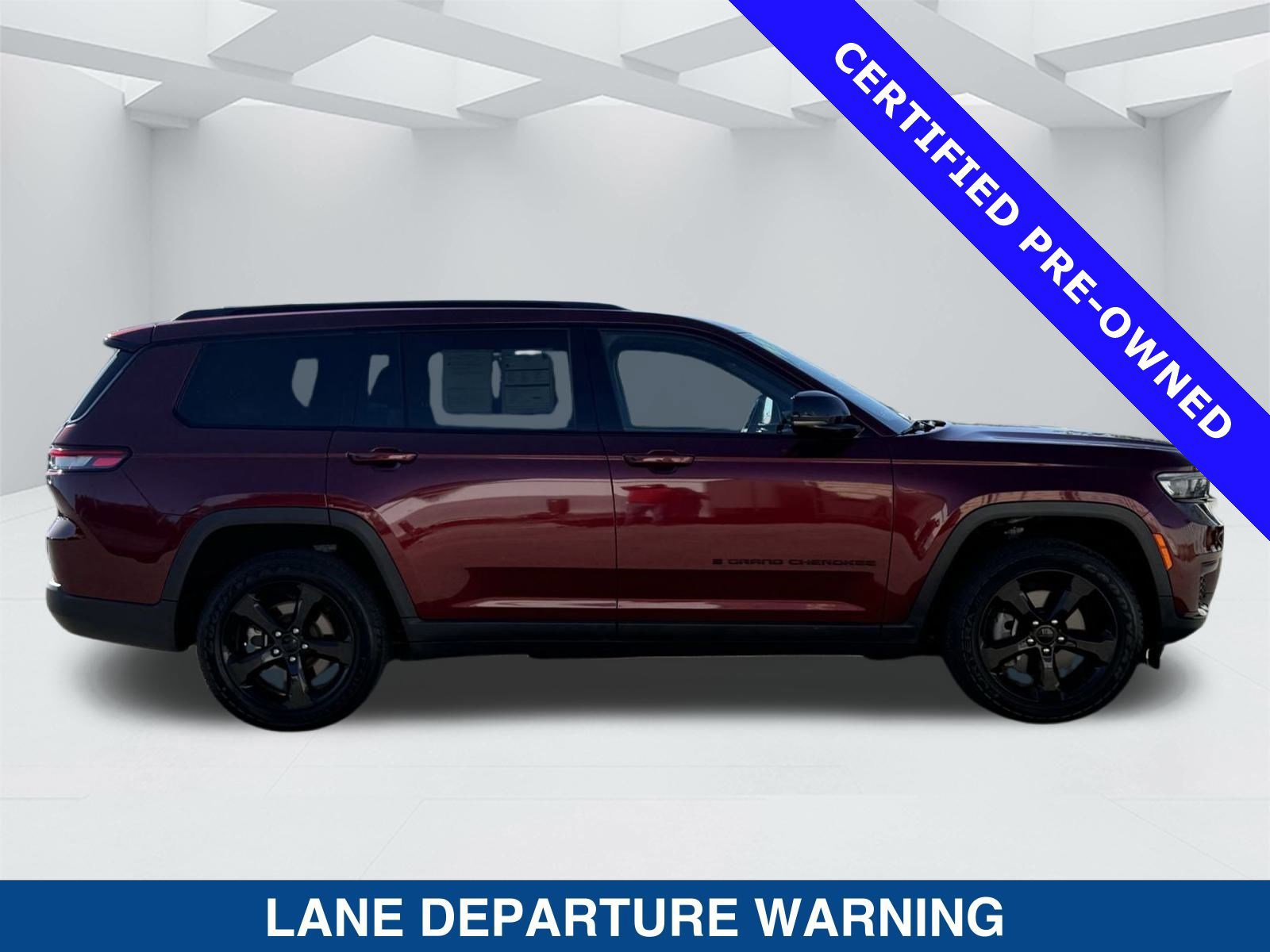 Used 2023 Jeep Grand Cherokee L Laredo image 5