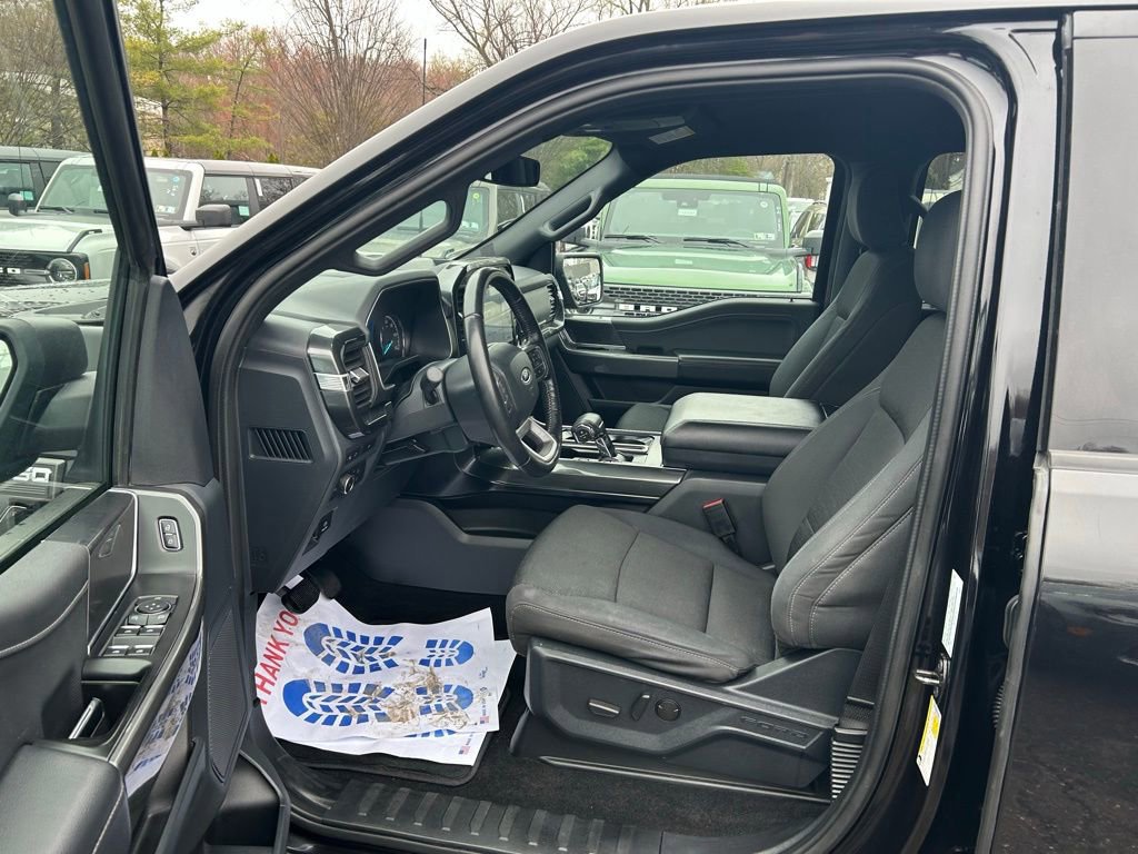 Certified 2022 Ford F150 XLT w/ Equipment Group 302A High image 17