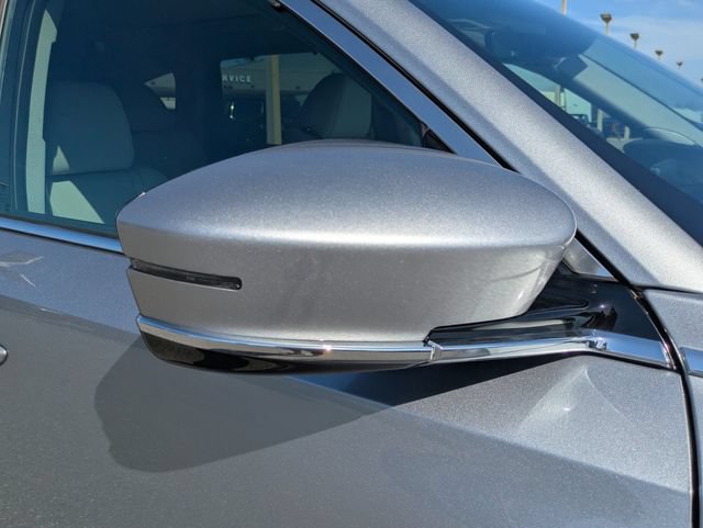 Used 2023 Acura MDX FWD w/ Technology Package image 12