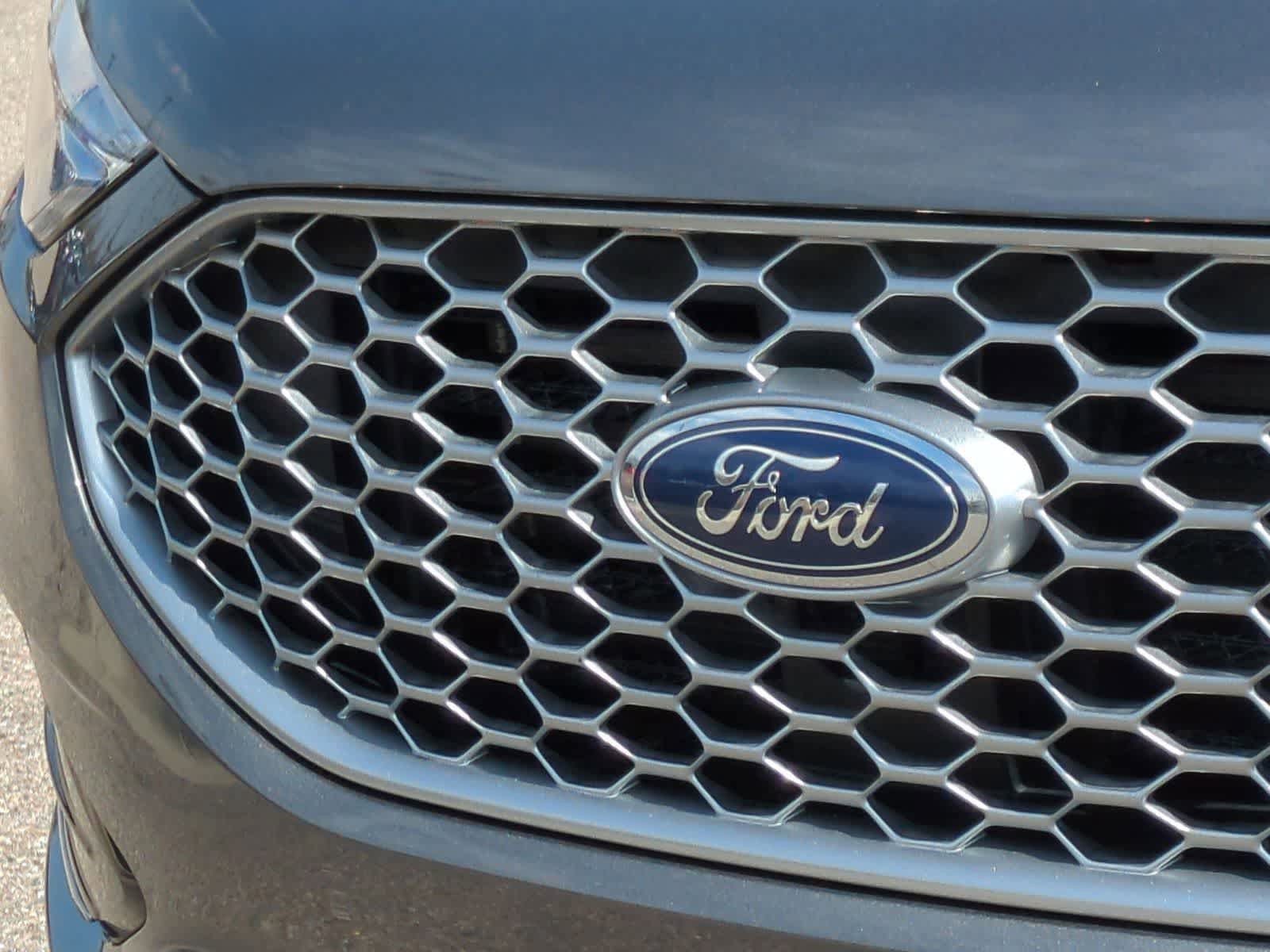 Certified 2024 Ford Edge SEL w/ Convenience Package AWD/4WD image 12