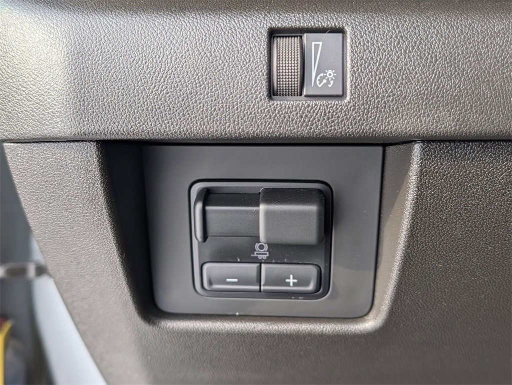 Used 2023 Chevrolet Colorado LT w/ LT Convenience Package image 19