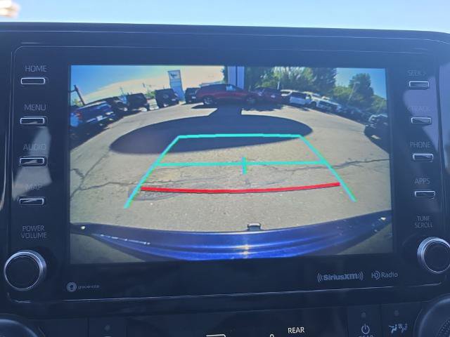 Used 2021 Toyota Highlander XLE AWD/4WD image 34
