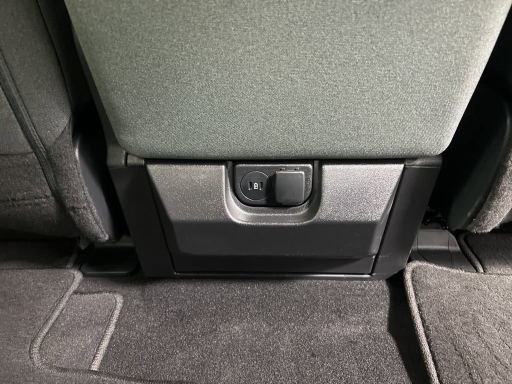 Certified 2025 Ford F150 XLT w/ Equipment Group 301A Standard image 11