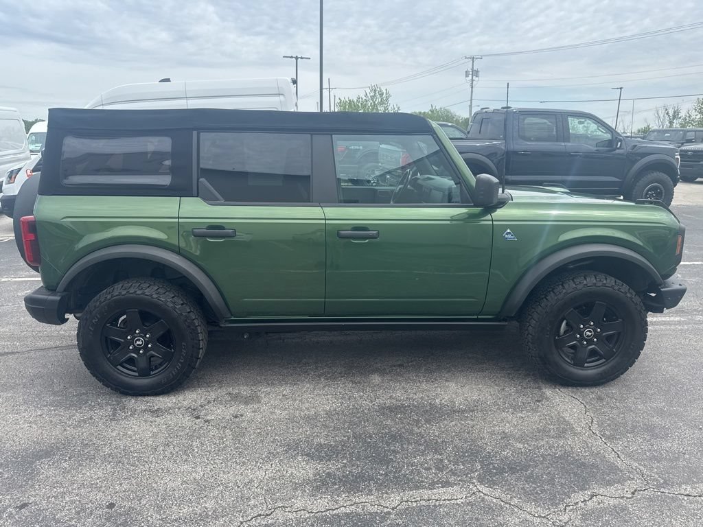 Certified 2022 Ford Bronco Black Diamond AWD/4WD image 8