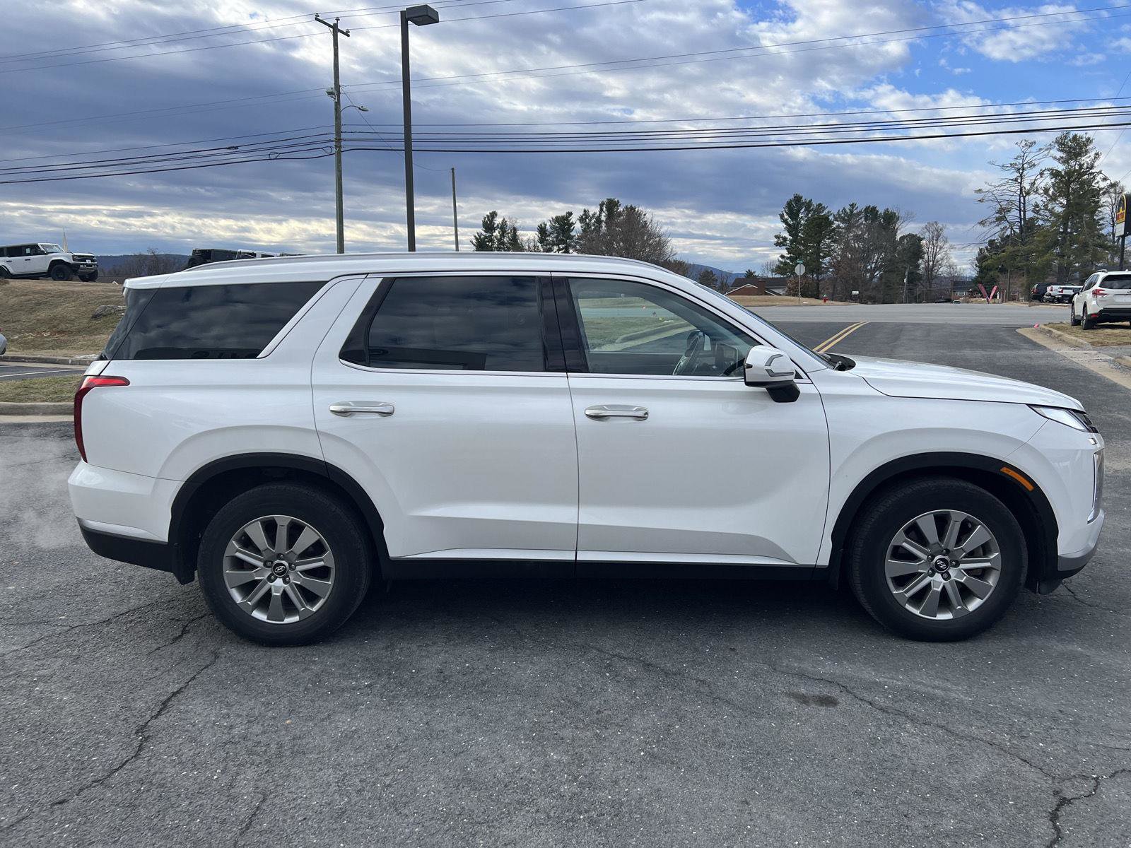 Used 2023 Hyundai Palisade SEL image 6