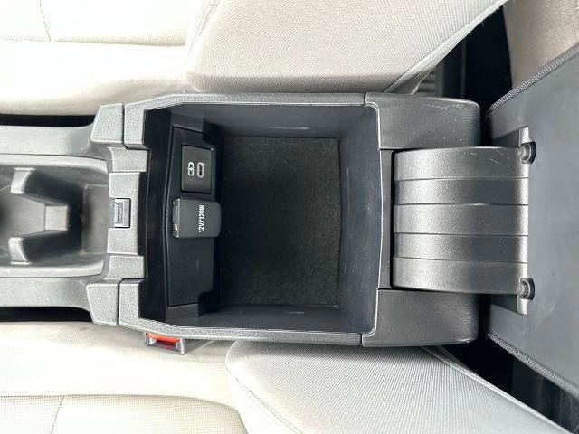 Used 2024 Toyota Corolla Cross L image 15