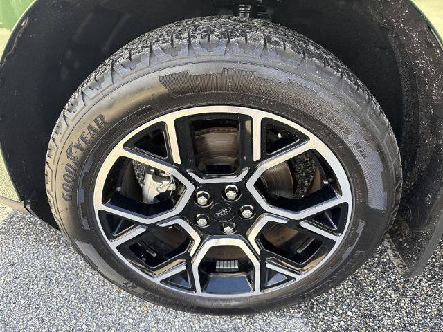 Certified 2025 Ford Maverick Lariat w/ 4K Tow Package AWD/4WD image 33