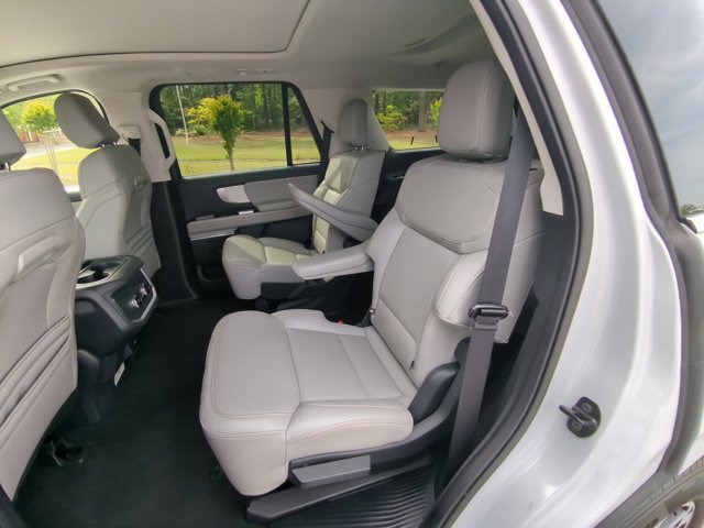 Certified 2025 Ford Expedition Active RWD image 31