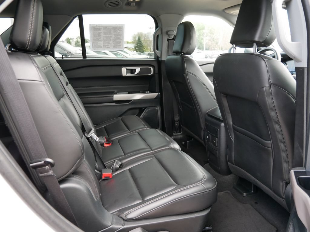 Certified 2023 Ford Explorer XLT AWD/4WD image 13