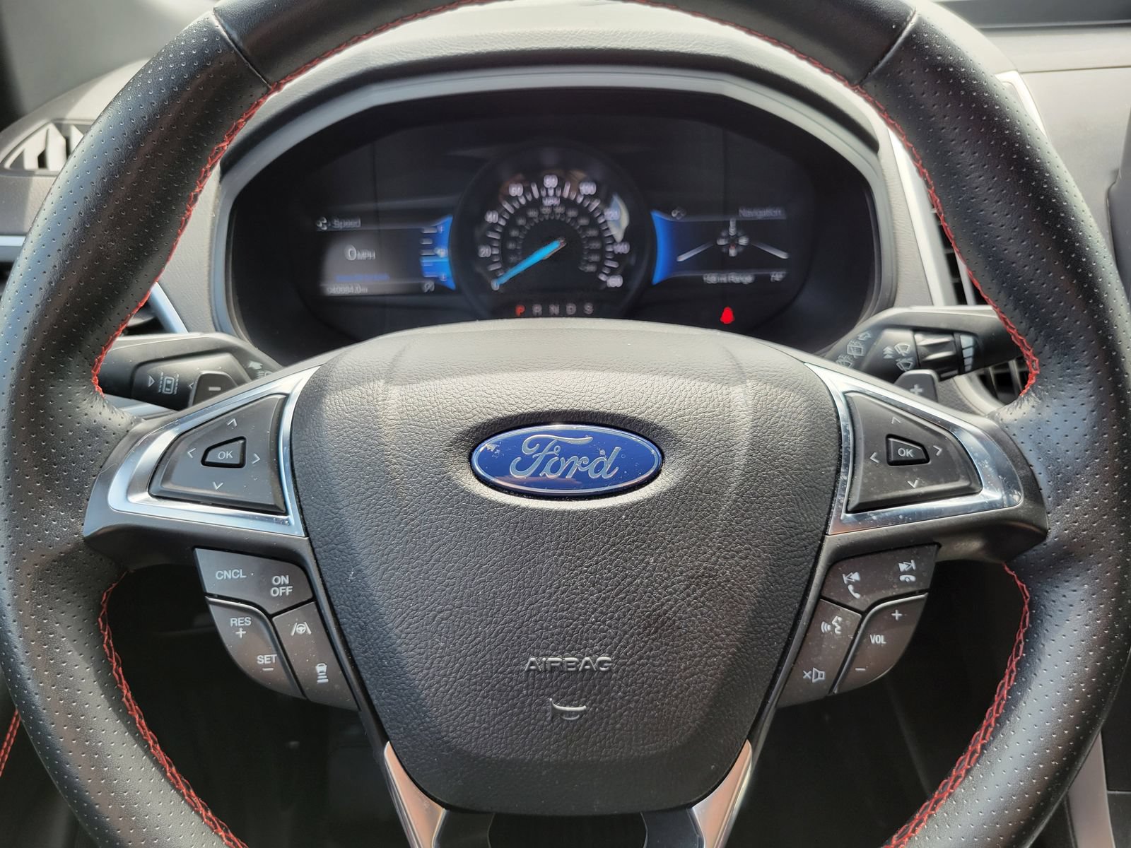 Certified 2022 Ford Edge ST-Line w/ Class II Trailer Tow Package AWD/4WD image 15