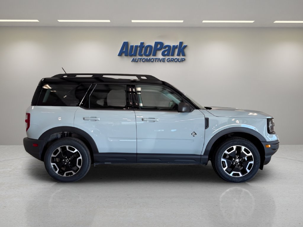 Certified 2023 Ford Bronco Sport Outer Banks w/ Tech Package AWD/4WD image 8