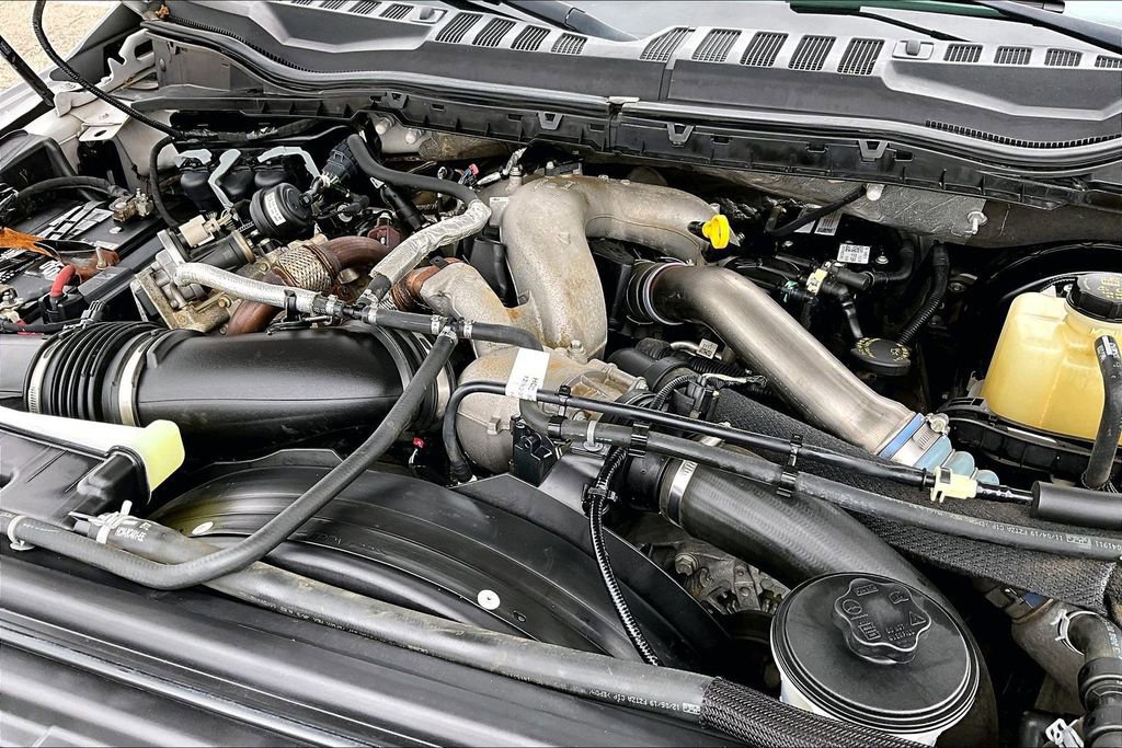 Certified 2020 Ford F250 Lariat w/ Lariat Value Package AWD/4WD image 35