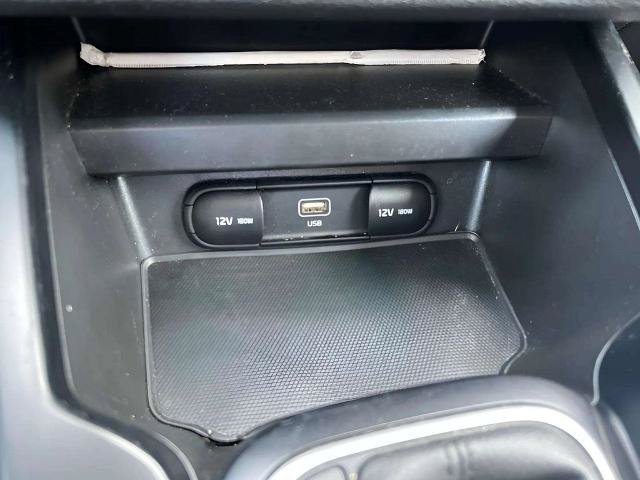 Used 2025 Kia Soul LX w/ LX Technology Package FWD image 26