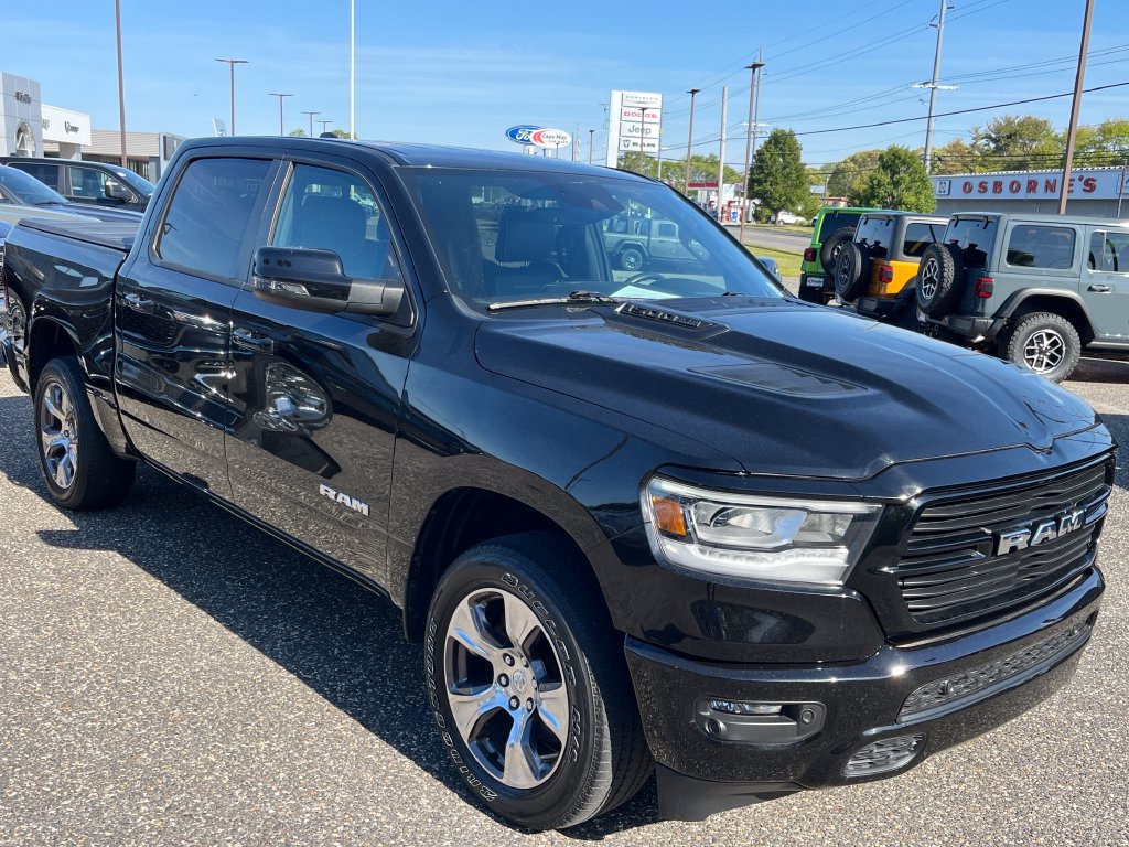 Used 2023 RAM 1500 Laramie AWD/4WD image 33