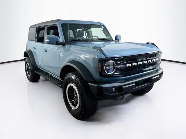 Certified 2023 Ford Bronco Outer Banks w/ Sasquatch Package