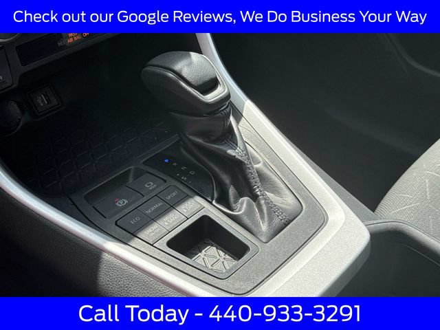 Used 2024 Toyota RAV4 XLE AWD/4WD image 35