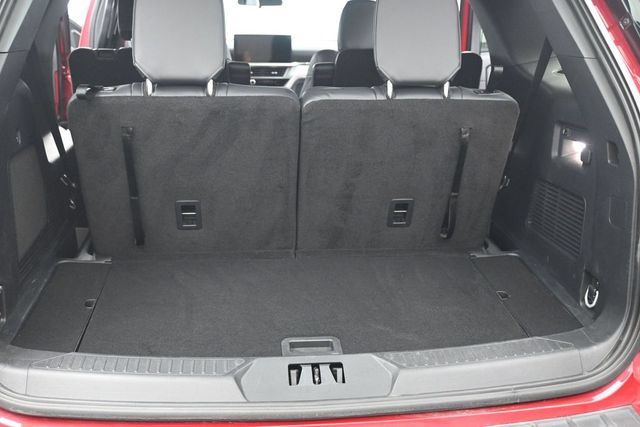 Certified 2025 Ford Explorer ST-Line AWD/4WD image 17