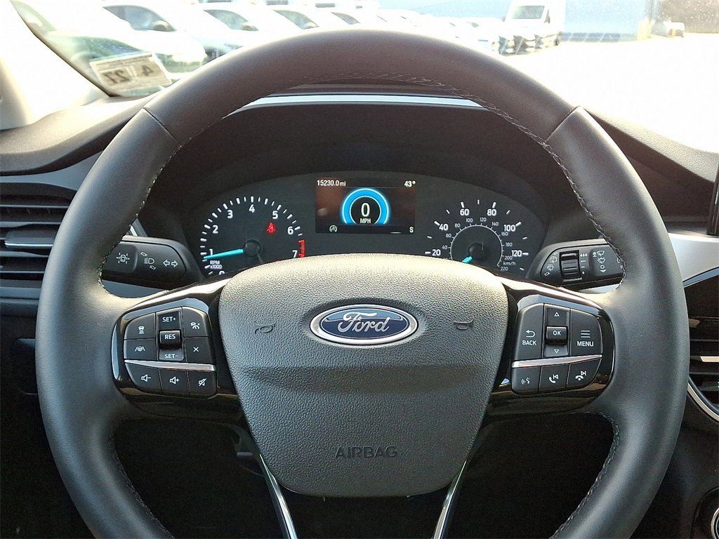 Certified 2022 Ford Escape SE w/ SE Sport Appearance Package image 19