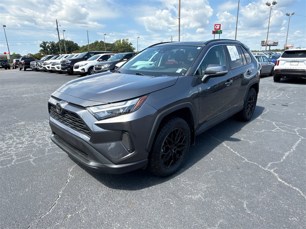 Used 2024 Toyota RAV4 XLE image 7