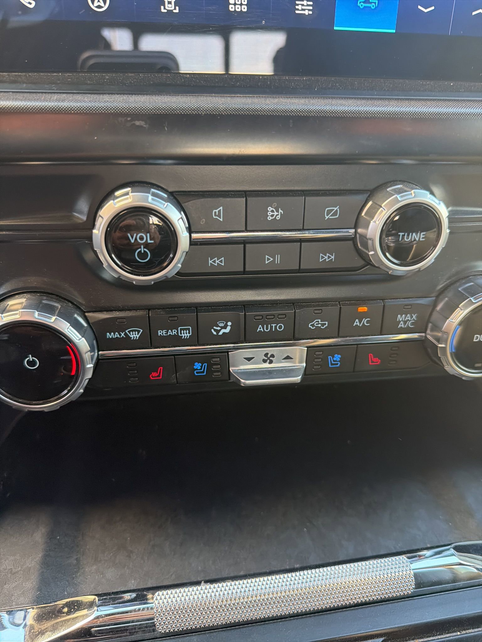 Certified 2023 Ford F150 Tremor w/ Equipment Group 402A High image 9