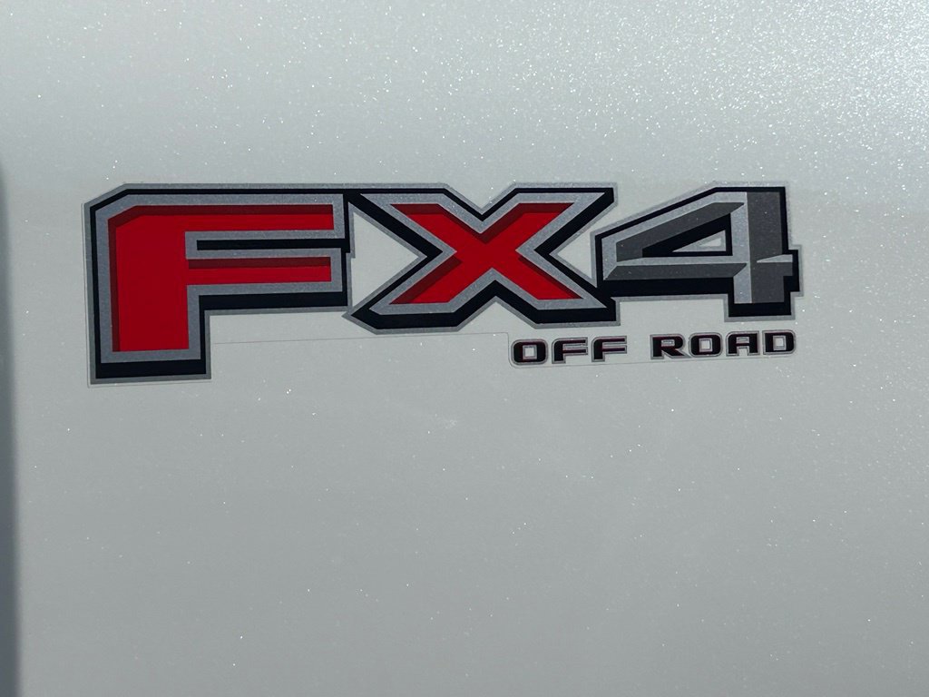 Certified 2025 Ford F350 Platinum w/ Platinum Plus Package AWD/4WD image 23