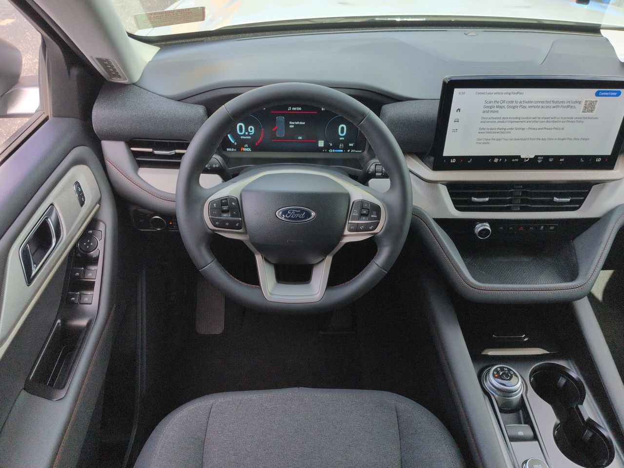 Certified 2025 Ford Explorer Active RWD image 15