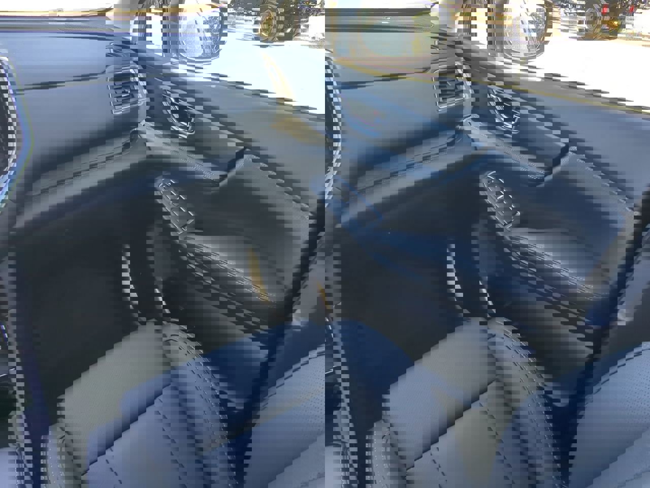 Used 2024 Subaru Ascent Limited w/ Technology Package image 15