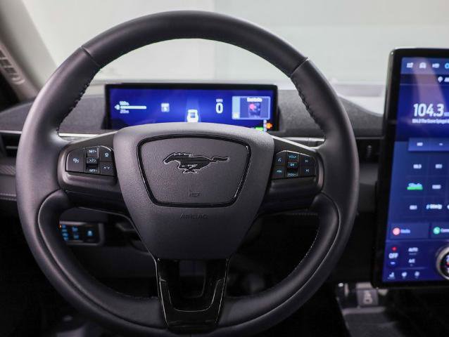 Certified 2025 Ford Mustang Mach-E Premium image 22