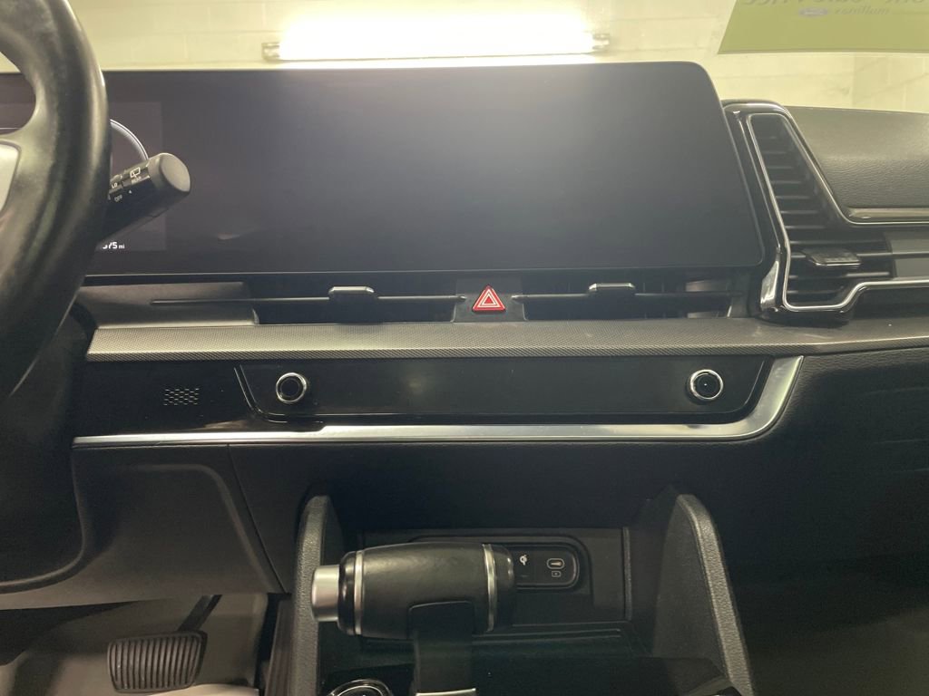 Used 2023 Kia Sportage SX image 23