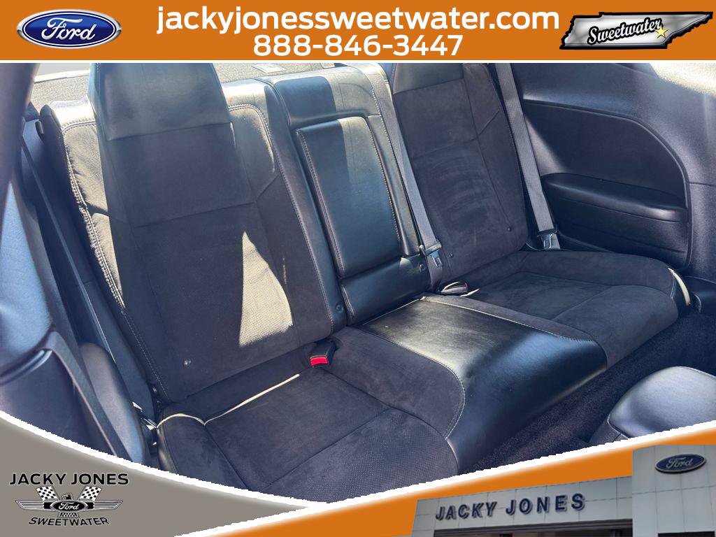 Used 2017 Dodge Challenger R/T Scat Pack RWD image 18