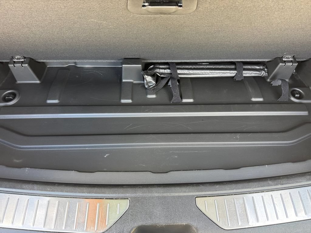 Used 2023 Chevrolet Tahoe High Country AWD/4WD image 34