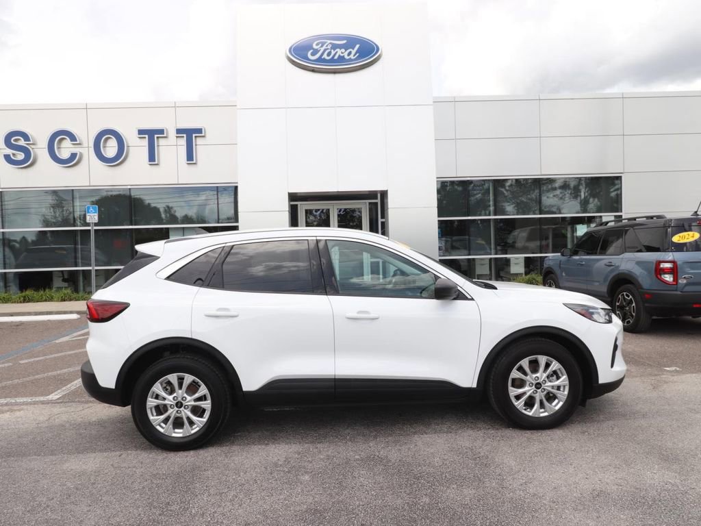 Certified 2023 Ford Escape Active w/ Tech Pack #1 image 6