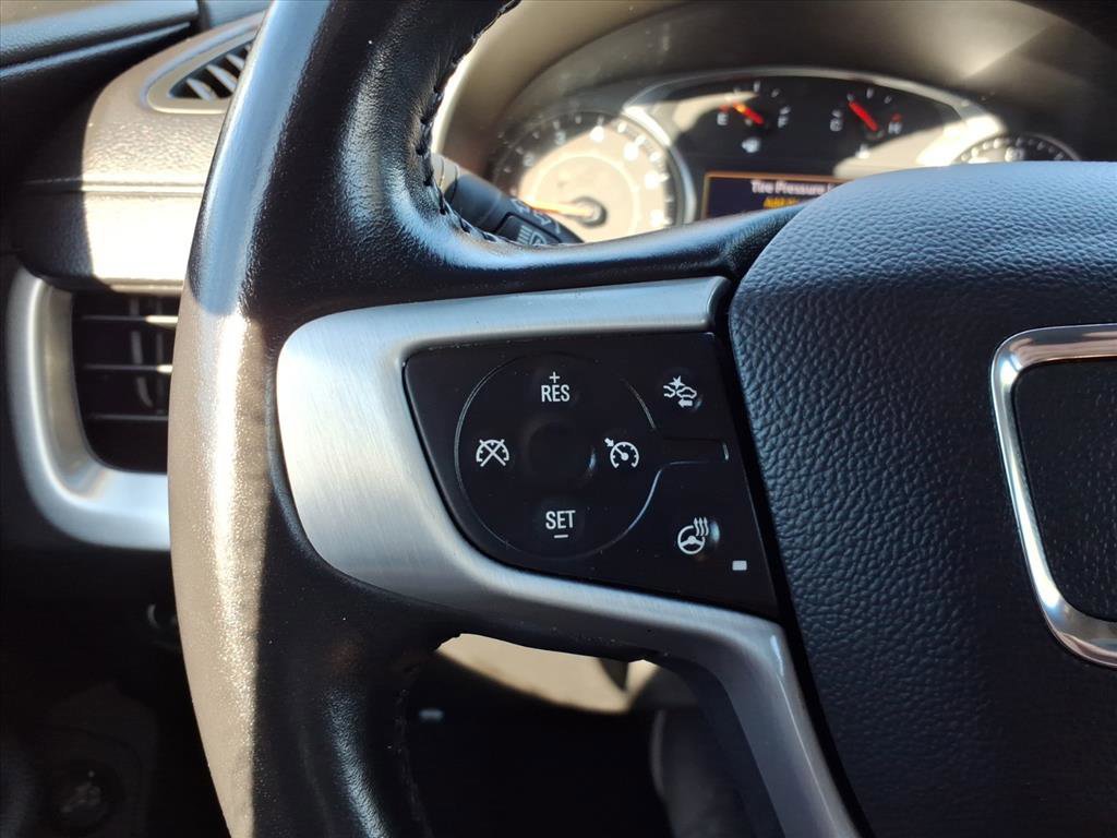 Used 2022 GMC Terrain SLT image 15