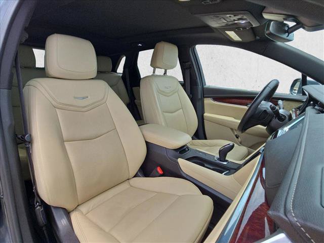 Used 2019 Cadillac XT5 Luxury FWD image 20