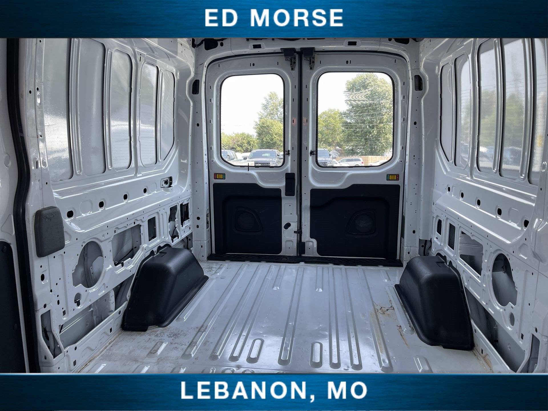 Certified 2023 Ford Transit 250 Medium Roof AWD image 21