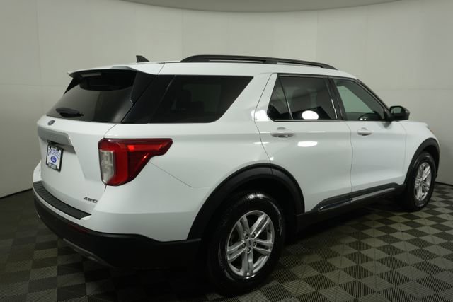 Certified 2023 Ford Explorer XLT w/ Equipment Group 202A image 4