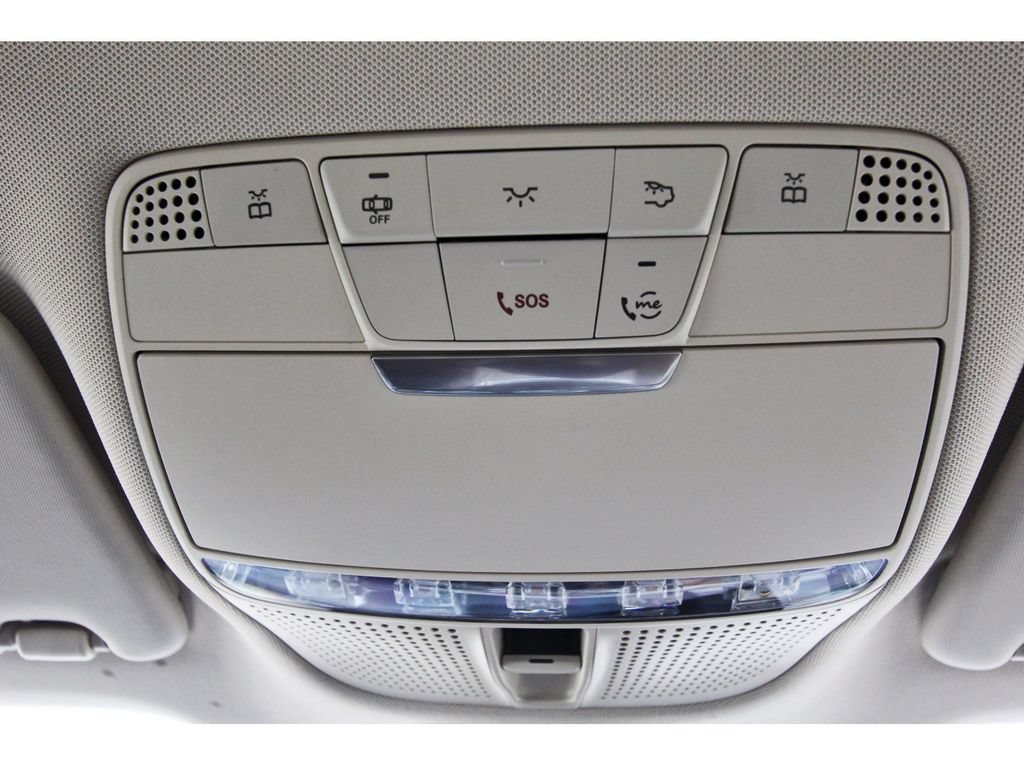 Used 2021 Mercedes-Benz GLC 300 image 26