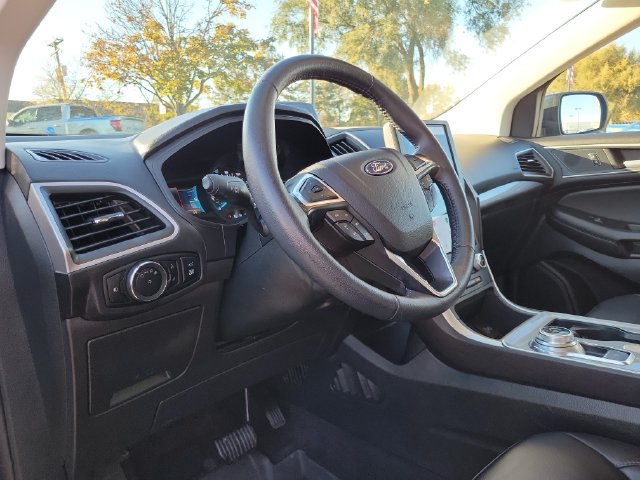 Certified 2024 Ford Edge SEL w/ Convenience Package AWD/4WD image 10