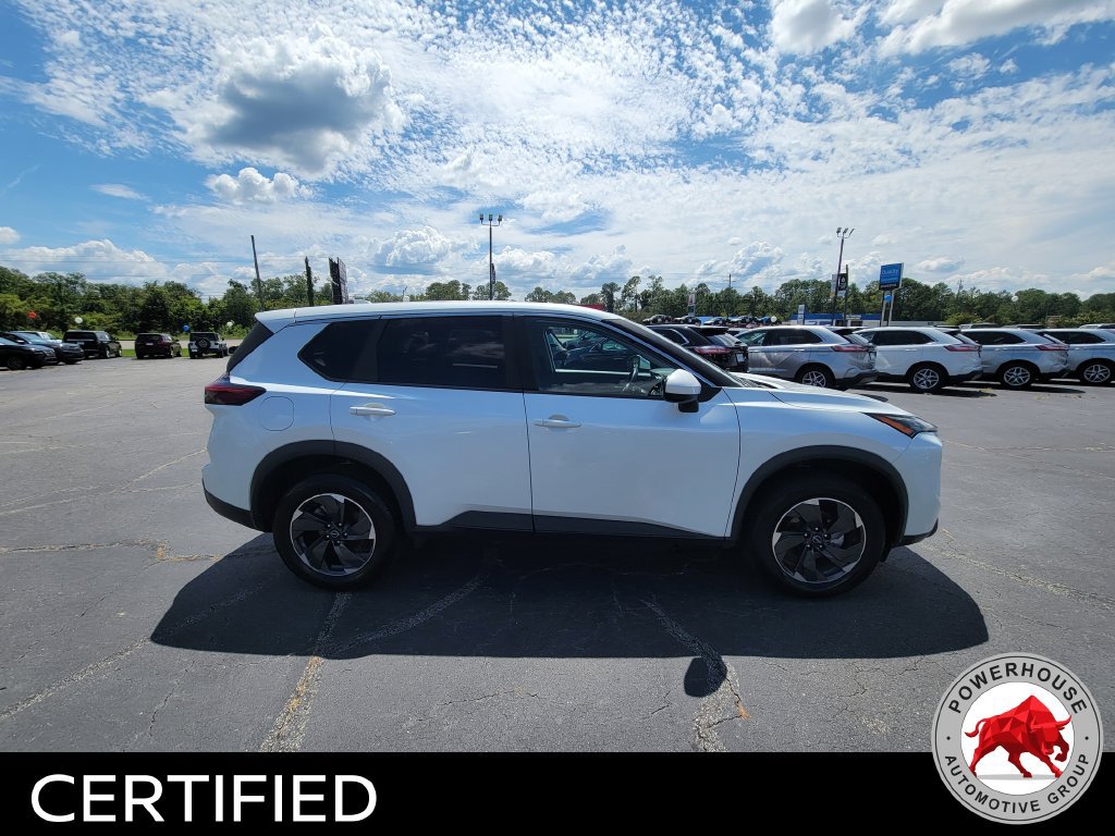 Used 2024 Nissan Rogue SV FWD image 8